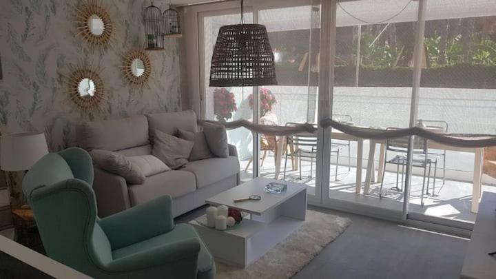 Chic Home With Garage Almunecar San Cristobal المظهر الخارجي الصورة