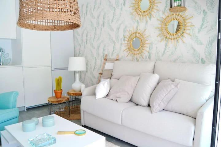 Chic Home With Garage Almunecar San Cristobal المظهر الخارجي الصورة
